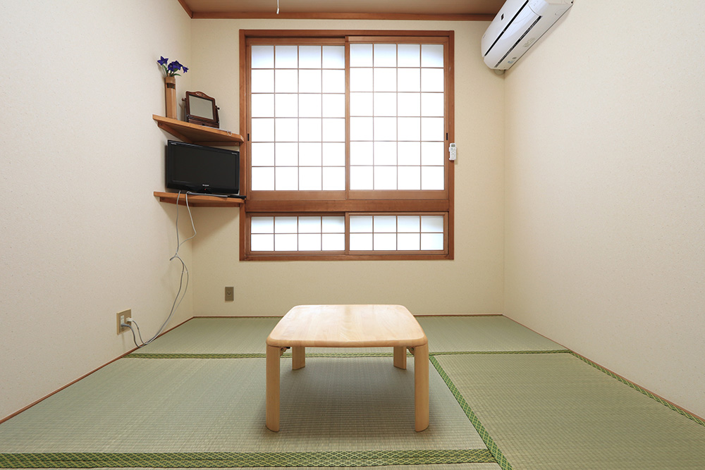 【和室】4畳こじんまりとしたお部屋