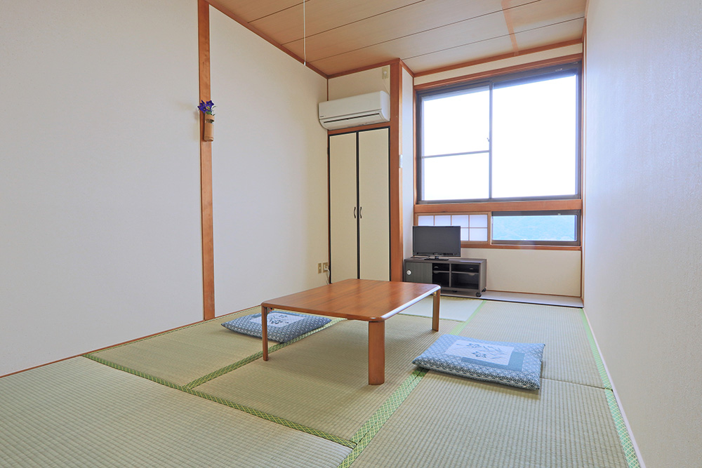 【和室】6畳海の見える部屋です